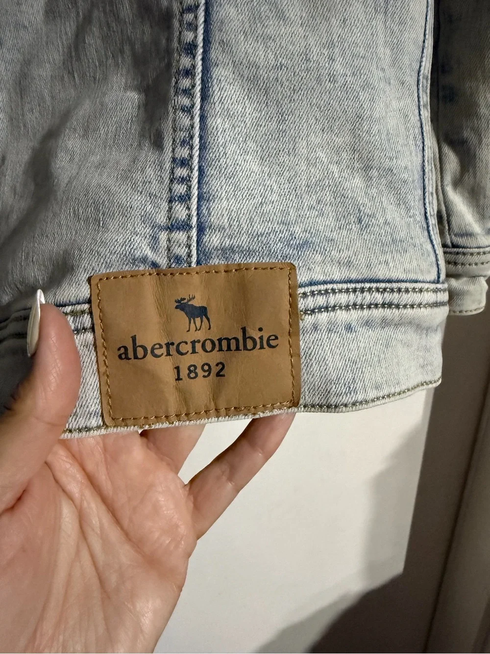 abercrombie kids Light Wash Denim Jacket with Off-White Sherpa Collar